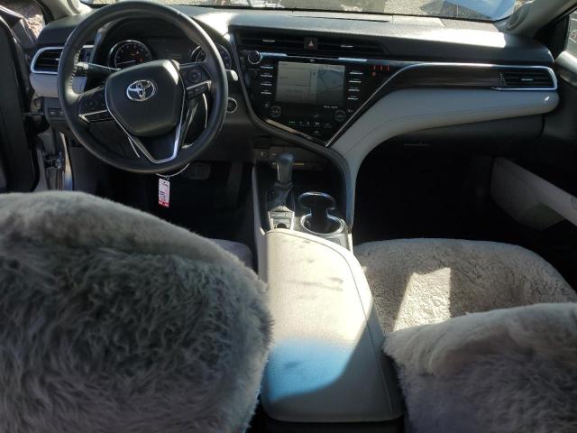 4T1BZ1HK0JU012147 - 2018 TOYOTA CAMRY XSE SILVER photo 8