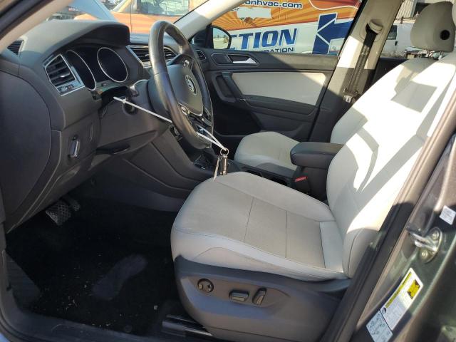 3VV3B7AX0JM211825 - 2018 VOLKSWAGEN TIGUAN SE Grau Foto 7