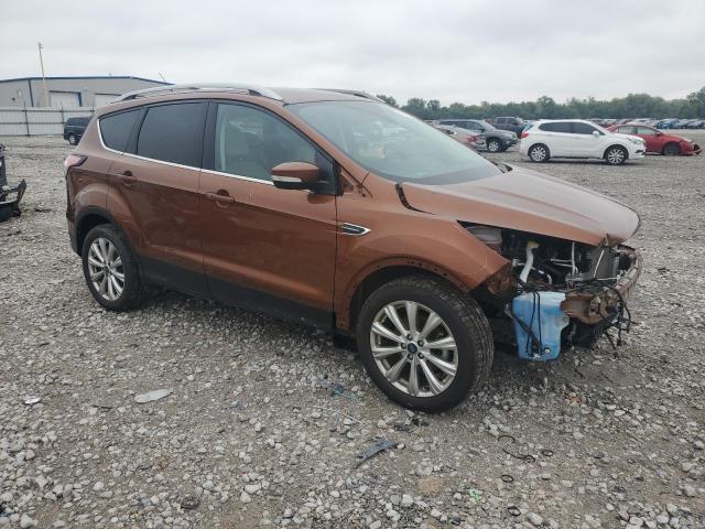 1FMCU0JD5HUD58892 - 2017 FORD ESCAPE TITANIUM 橙色 照片 4