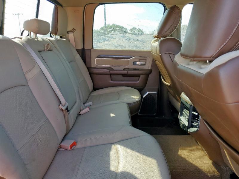 3C6UR5FJ8KG721998 - 2019 RAM 2500 LARAMIE თეთრი ფოტო 10