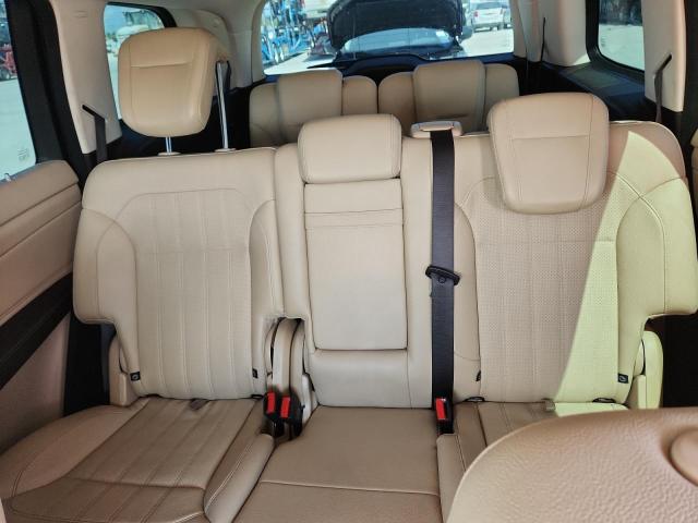 4JGDF6EE7HA767868 - 2017 MERCEDES-BENZ GLS 450 4MATIC WHITE photo 10