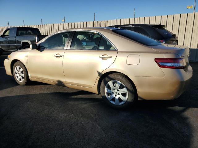 4T1BF3EK0AU089187 - 2010 TOYOTA CAMRY BASE BEIGE photo 2