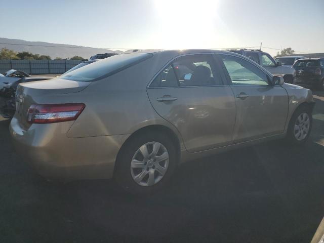 4T1BF3EK0AU089187 - 2010 TOYOTA CAMRY BASE BEIGE photo 3