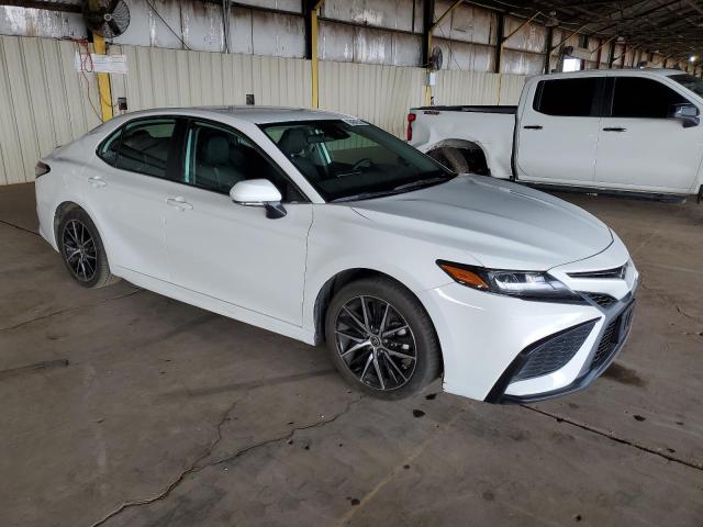 4T1G11AK6PU742144 - 2023 TOYOTA CAMRY SE NIGHT SHADE WHITE photo 4