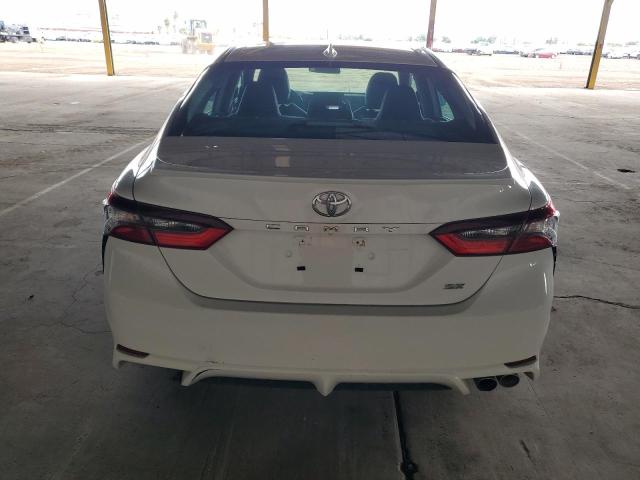 4T1G11AK6PU742144 - 2023 TOYOTA CAMRY SE NIGHT SHADE WHITE photo 6