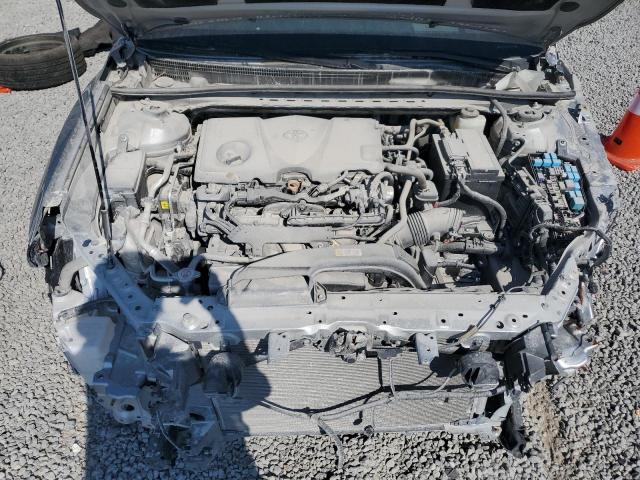 4T1K61AK1NU064377 - 2022 TOYOTA CAMRY XSE 银色 照片 11