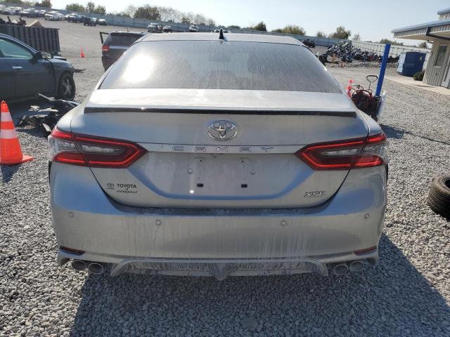 4T1K61AK1NU064377 - 2022 TOYOTA CAMRY XSE 银色 照片 6