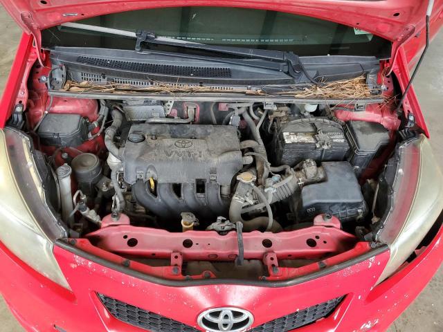 JTDKTUD3XDD565298 - 2013 TOYOTA YARIS RED photo 11