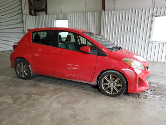 JTDKTUD3XDD565298 - 2013 TOYOTA YARIS RED photo 4