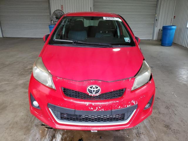 JTDKTUD3XDD565298 - 2013 TOYOTA YARIS RED photo 5