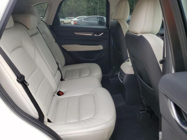 JM3KFADL9H0157126 - 2017 MAZDA CX-5 GRAND TOURING WHITE photo 11