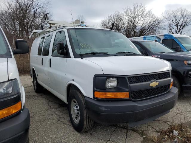 1GCWGFCA1D1903626 - 2013 CHEVROLET EXPRESS G2 WHITE photo 4