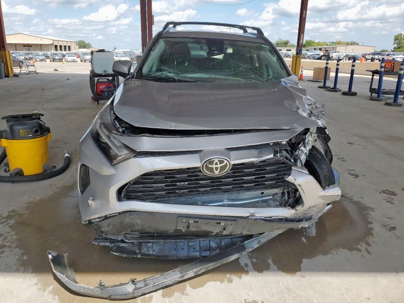 2T3W1RFV5NC192325 - 2022 TOYOTA RAV4 XLE SILVER photo 5