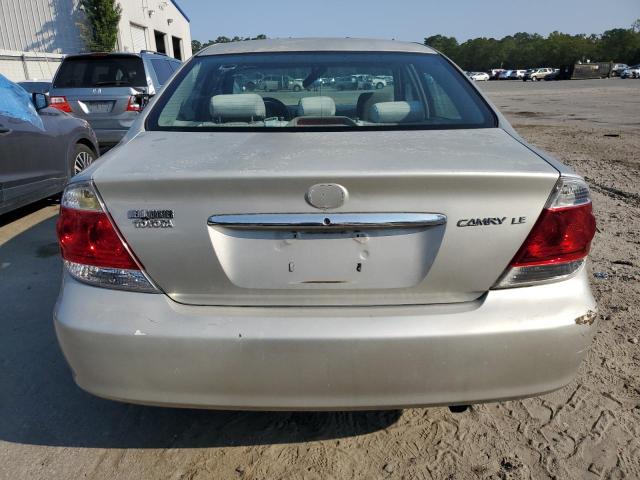 4T1BE32K05U011120 - 2005 TOYOTA CAMRY LE SILVER photo 6