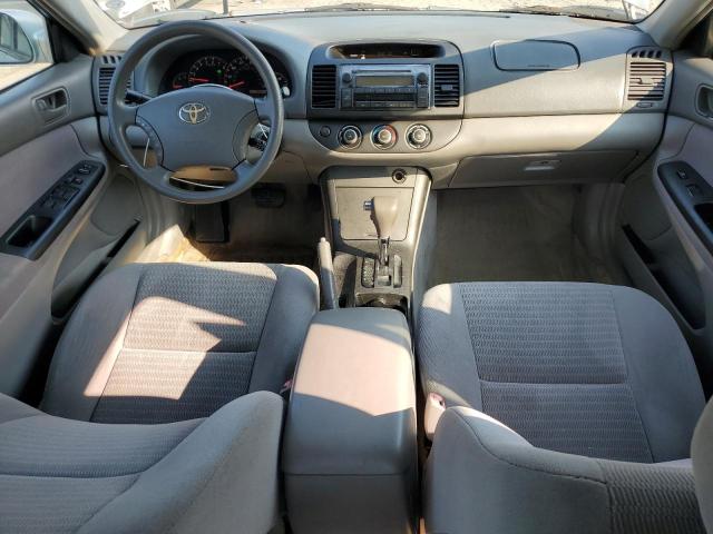 4T1BE32K05U011120 - 2005 TOYOTA CAMRY LE SILVER photo 8