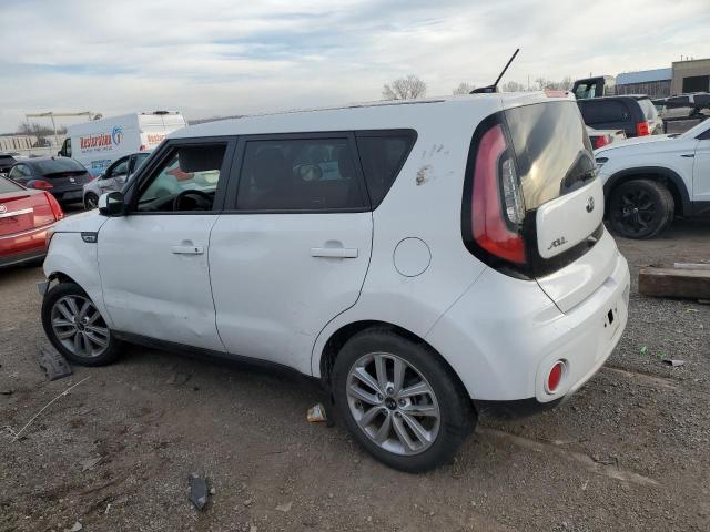 KNDJP3A50J7508392 - 2018 KIA SOUL + WHITE photo 2