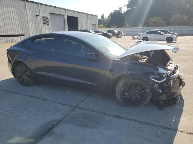 5YJ3E1EBXRF811950 - 2024 TESLA MODEL 3 Графитовый фото 4