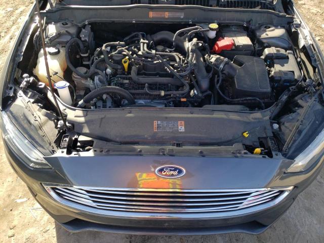 3FA6P0HD3KR103077 - 2019 FORD FUSION SE GRAY photo 11