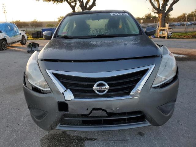 3N1CN7AP5KL831831 - 2019 NISSAN VERSA S رمادي صورة 5