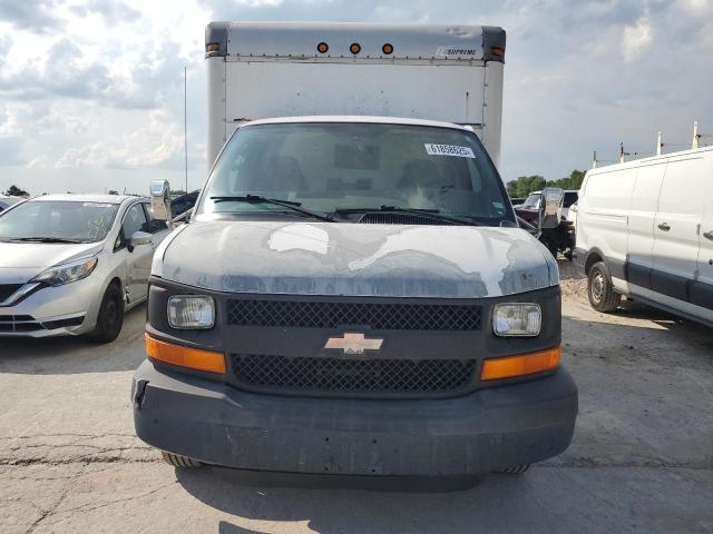 1GBHG31U351159070 - 2005 CHEVROLET EXPRESS G3 白色 照片 5
