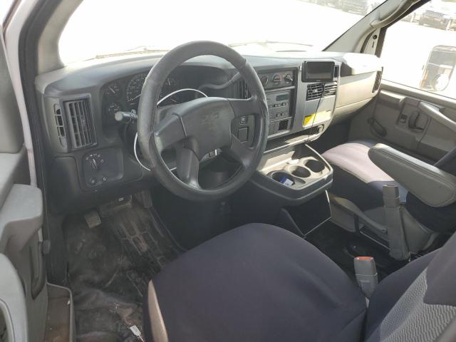 1GBHG31U351159070 - 2005 CHEVROLET EXPRESS G3 白色 照片 8