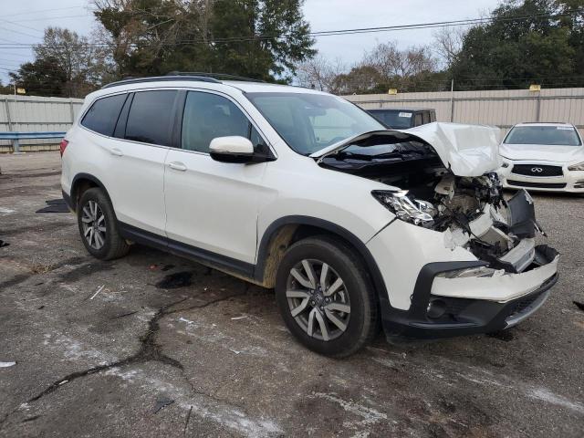 5FNYF5H32LB020933 - 2020 HONDA PILOT EX WHITE photo 4