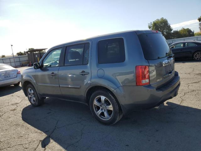 5FNYF3H46DB014549 - 2013 HONDA PILOT EX GRAY photo 2