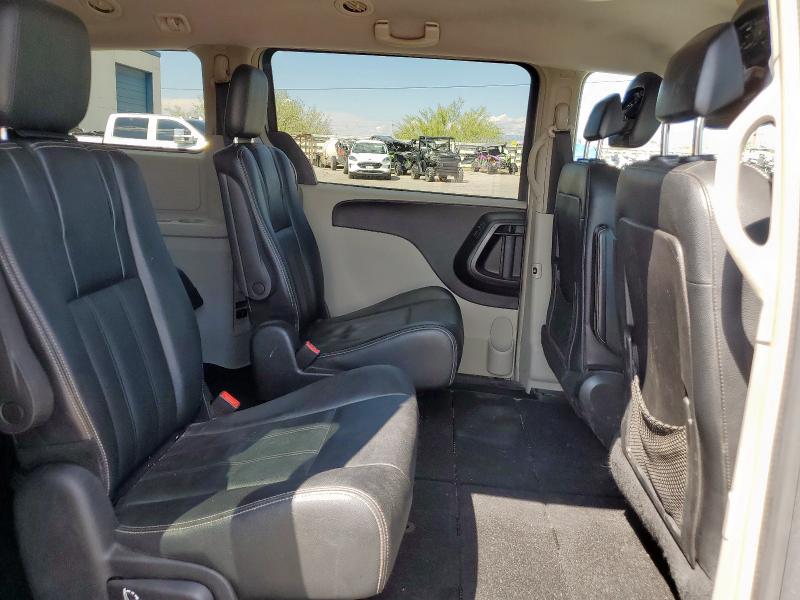 2C4RC1BGXGR156948 - 2016 CHRYSLER TOWN & COU TOURING SILVER photo 11