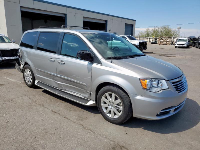 2C4RC1BGXGR156948 - 2016 CHRYSLER TOWN & COU TOURING SILVER photo 4