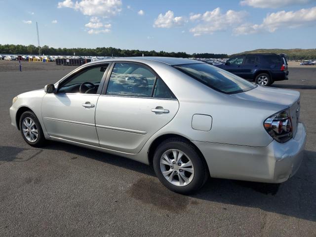 4T1BF32KX6U635358 - 2006 TOYOTA CAMRY LE ბეჟი ფოტო 2