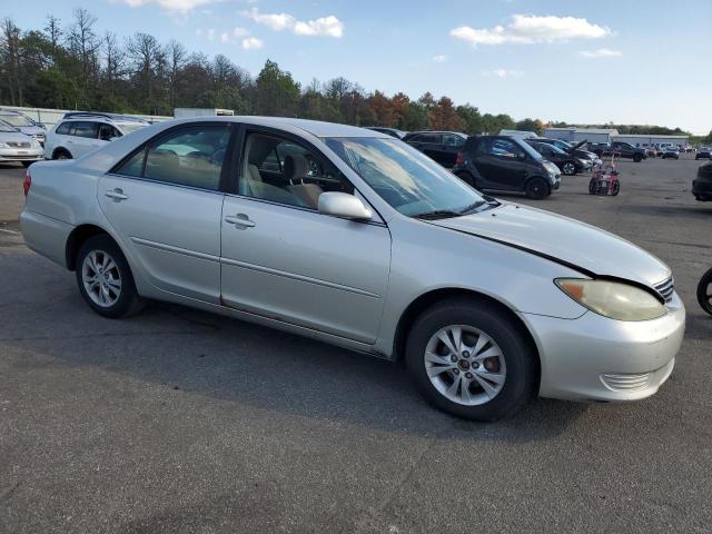 4T1BF32KX6U635358 - 2006 TOYOTA CAMRY LE ბეჟი ფოტო 4