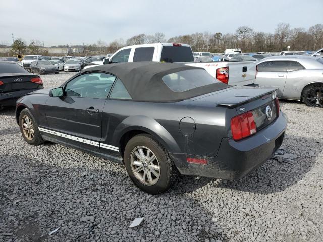 1ZVHT84N285138097 - 2008 FORD MUSTANG BLACK photo 2