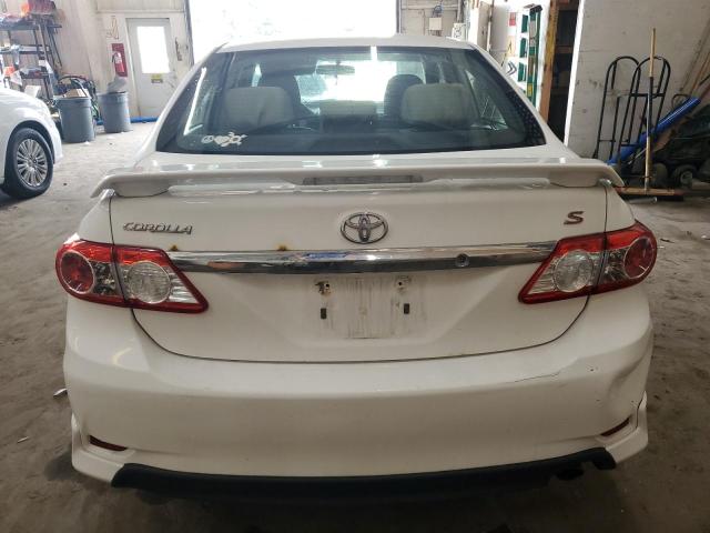 2T1BU4EE7DC933611 - 2013 TOYOTA COROLLA BASE Белый фото 6