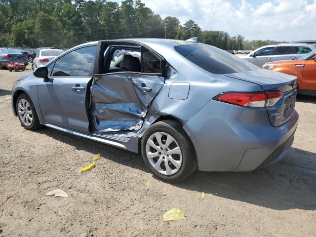 5YFEPMAE4NP334502 - 2022 TOYOTA COROLLA LE Blau Foto 2