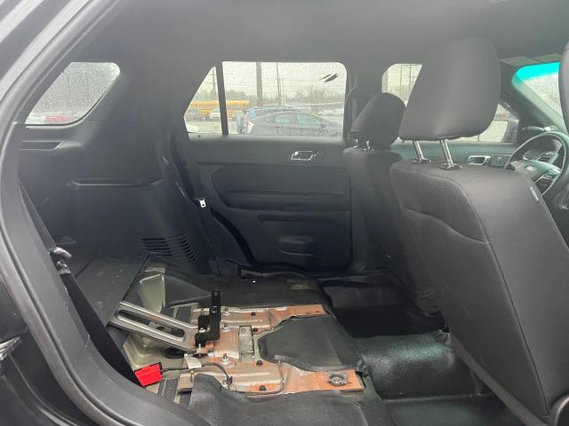 1FM5K8ARXHGA17785 - 2017 FORD EXPLORER POLICE INTERCEPTOR Schwarz Foto 6