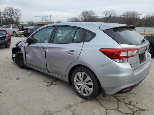 4S3GTAA66J1732532 - 2018 SUBARU IMPREZA SILVER photo 2