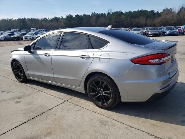 3FA6P0HD7LR184022 - 2020 FORD FUSION SE SILVER photo 2