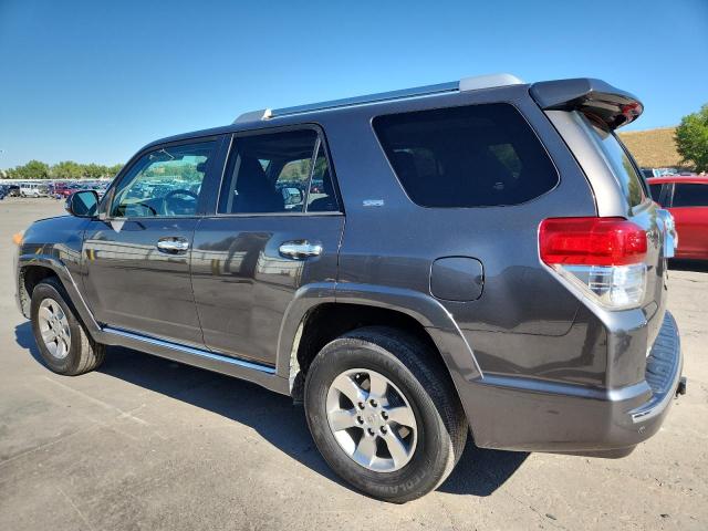 JTEBU5JR8B5036530 - 2011 TOYOTA 4RUNNER SR5 灰色 照片 2