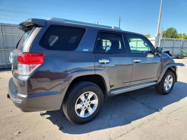 JTEBU5JR8B5036530 - 2011 TOYOTA 4RUNNER SR5 灰色 照片 3