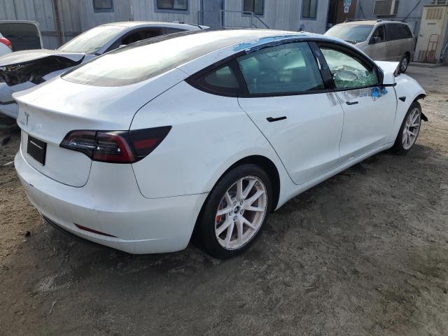 5YJ3E1EA1MF940403 - 2021 TESLA MODEL 3 WHITE photo 3