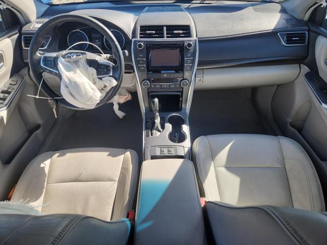 4T1BF1FK3FU907845 - 2015 TOYOTA CAMRY LE 银色 照片 8