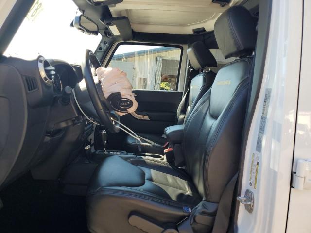1C4HJWEG8HL734839 - 2017 JEEP WRANGLER U SAHARA WHITE photo 7