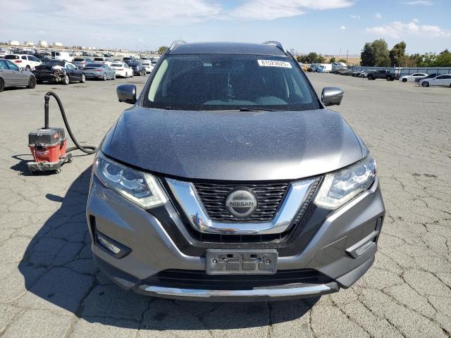 JN8AT2MT5JW492409 - 2018 NISSAN ROGUE S GRAY photo 5