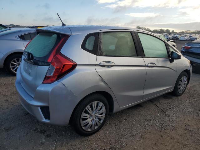 JHMGK5H54GX021035 - 2016 HONDA FIT LX SILVER photo 3