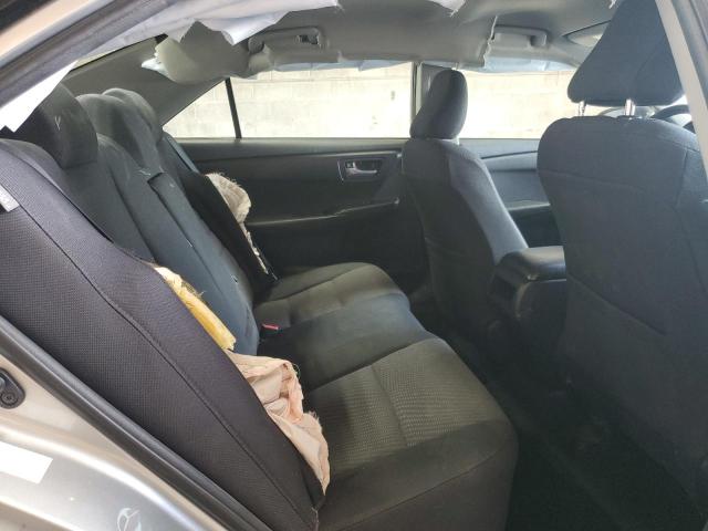 4T4BF1FK0GR580358 - 2016 TOYOTA CAMRY LE SILVER photo 10