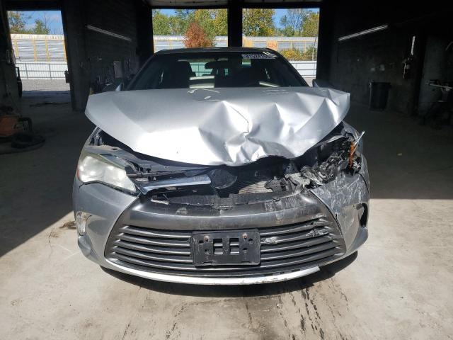4T4BF1FK0GR580358 - 2016 TOYOTA CAMRY LE SILVER photo 5