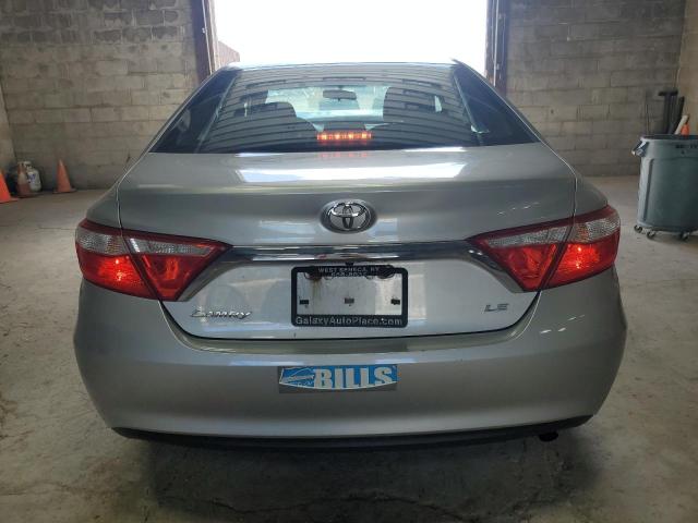 4T4BF1FK0GR580358 - 2016 TOYOTA CAMRY LE SILVER photo 6
