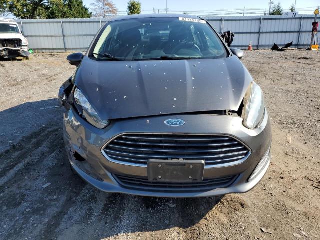 3FADP4EJ0FM178637 - 2015 FORD FIESTA SE GRAY photo 5