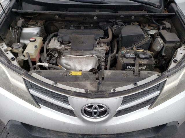 JTMBFREV6FJ024953 - 2015 TOYOTA RAV4 LE SILVER photo 11