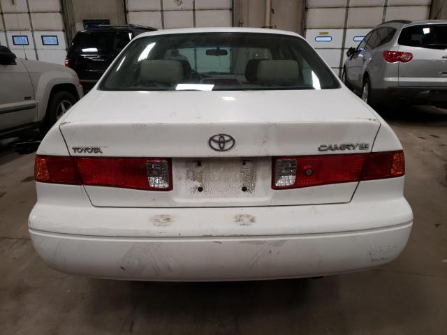 4T1BG22K21U793970 - 2001 TOYOTA CAMRY CE WHITE photo 6